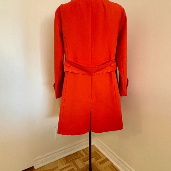 Amazing Orange Vintage Trenchcoat - Picture 6 of 11